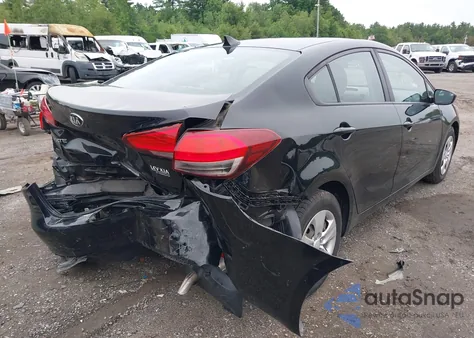 2017 Kia Forte Lx из США, поврежденный, VIN 3KPFK4A77HE127841